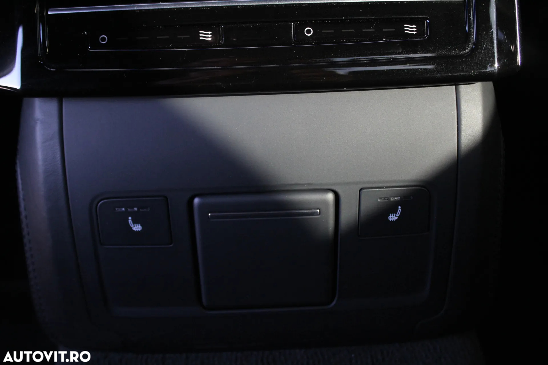 Audi A8 55 TFSI quattro Tiptronic MHEV - 18