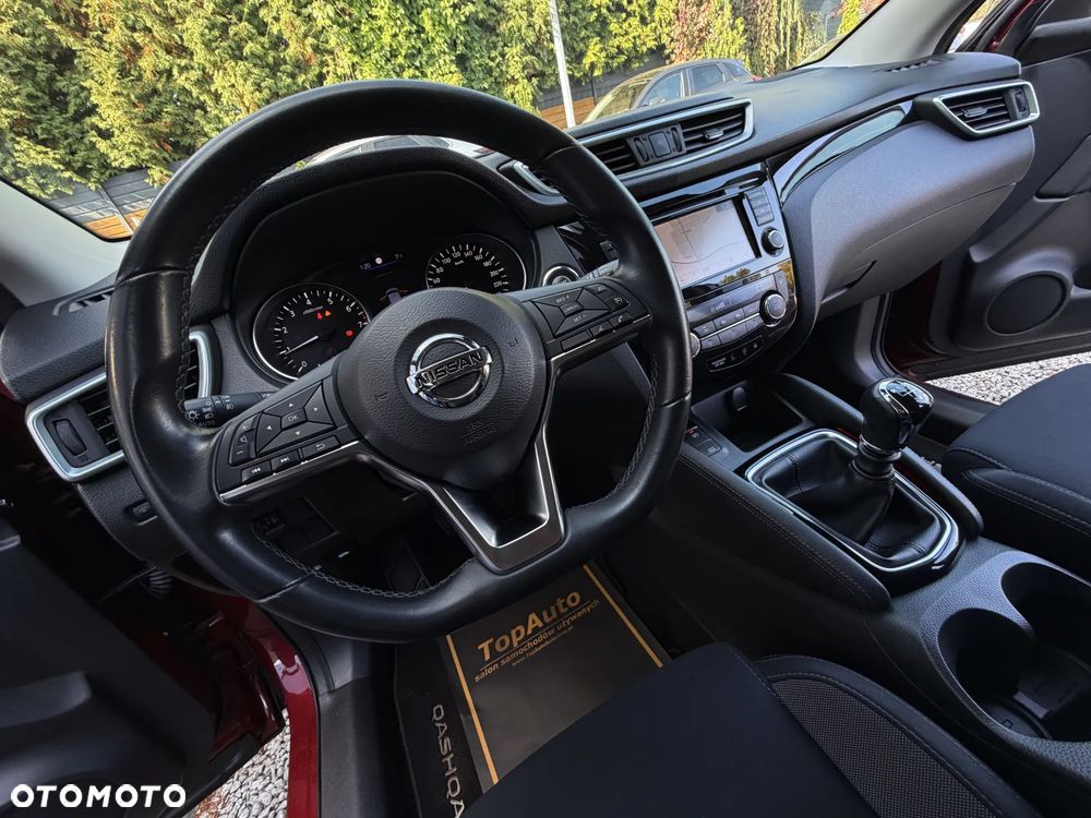 Nissan Qashqai 1.3 DIG-T N-Connecta - 28