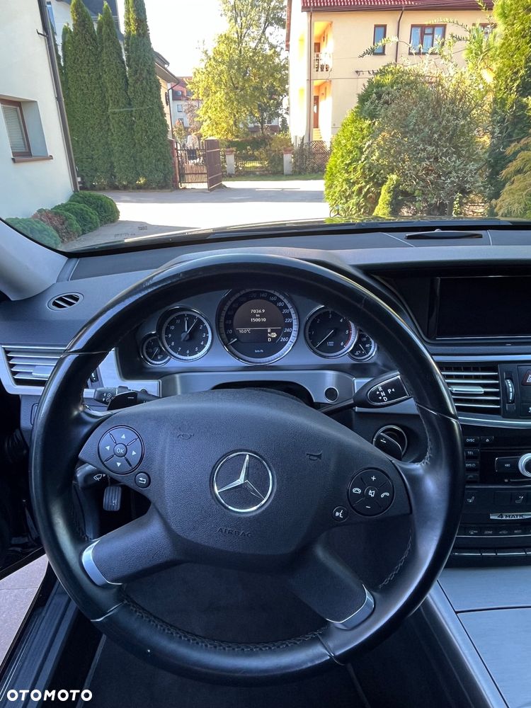 Mercedes-Benz Klasa E 350 CDI DPF 4Matic BlueEFFICIENCY 7G-TRONIC Avantgarde - 12