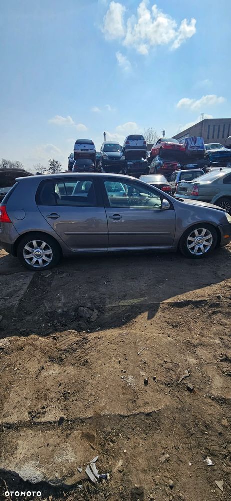 Volkswagen Golf V Rabbit 2.5B 2007r - 2