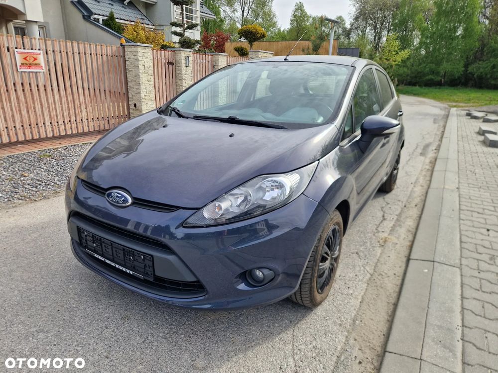 Ford Fiesta - 12