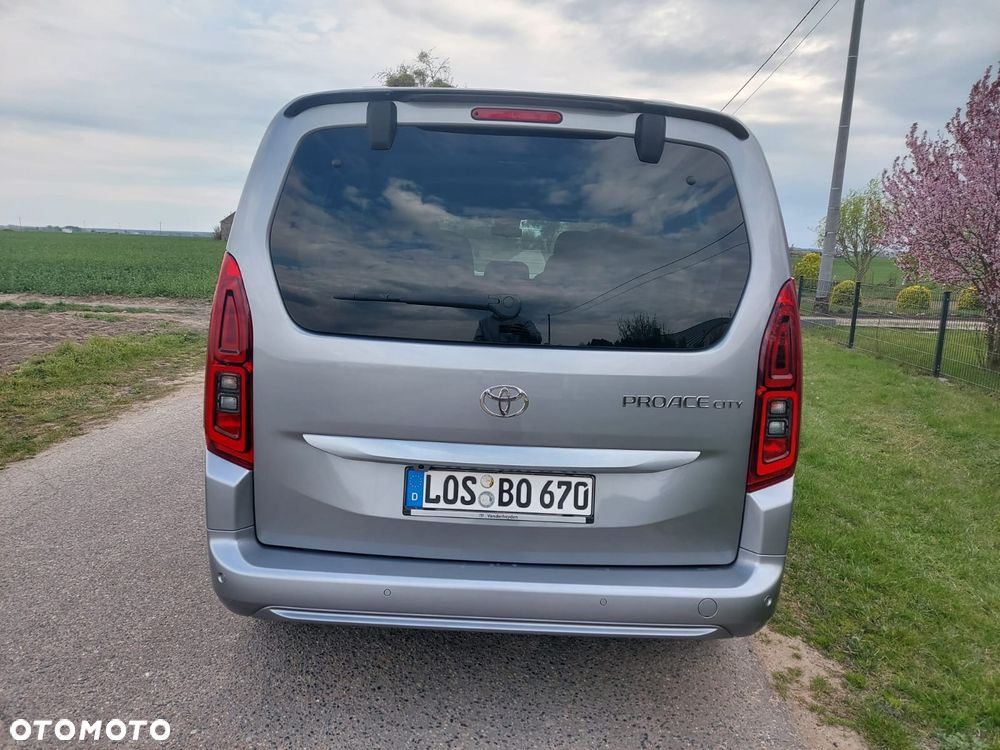 Toyota Proace City Verso 1.2 Turbo L1 Combi - 4