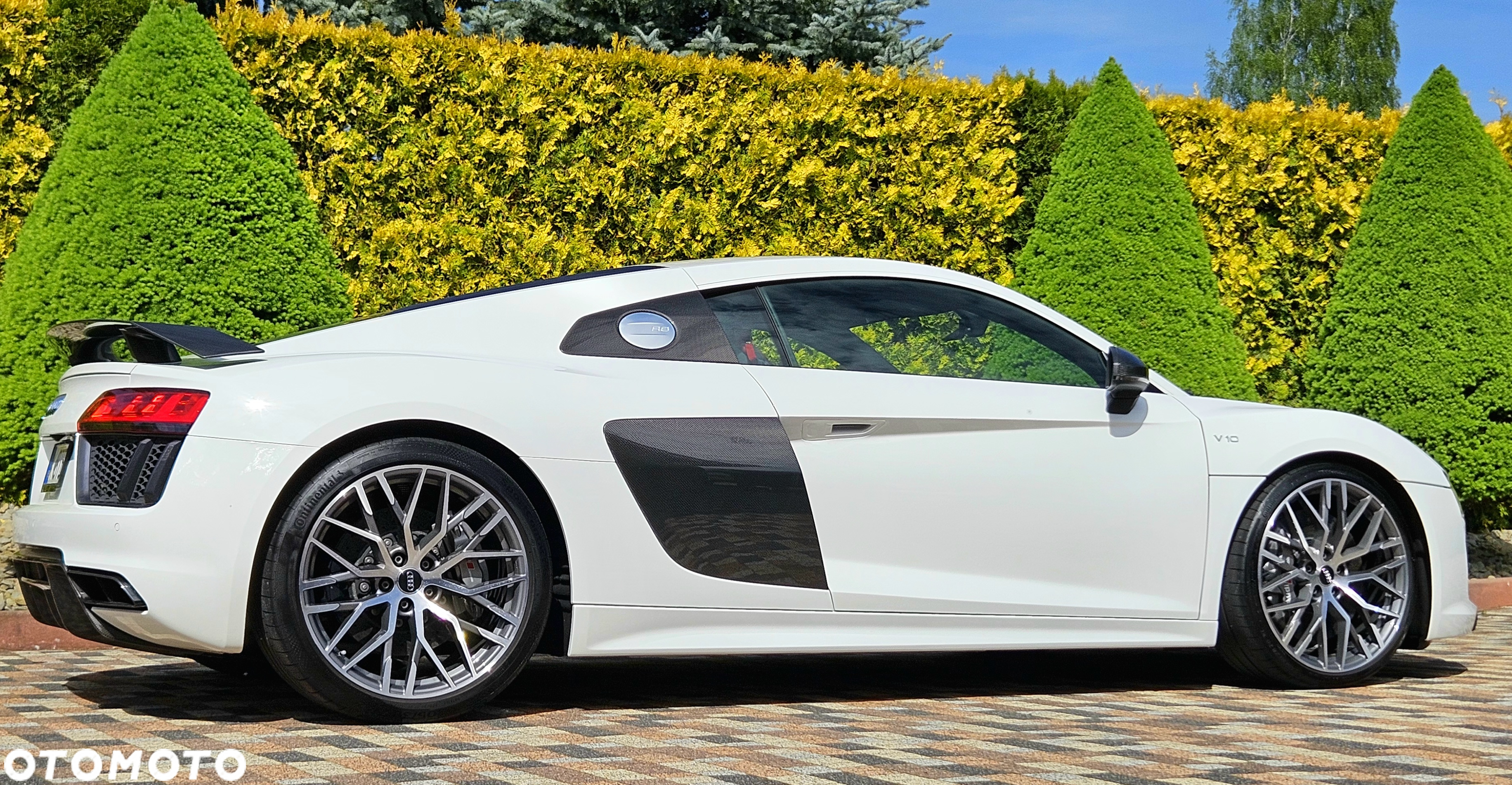 Audi R8 V10 plus 5.2 FSI quattro S tronic - 14