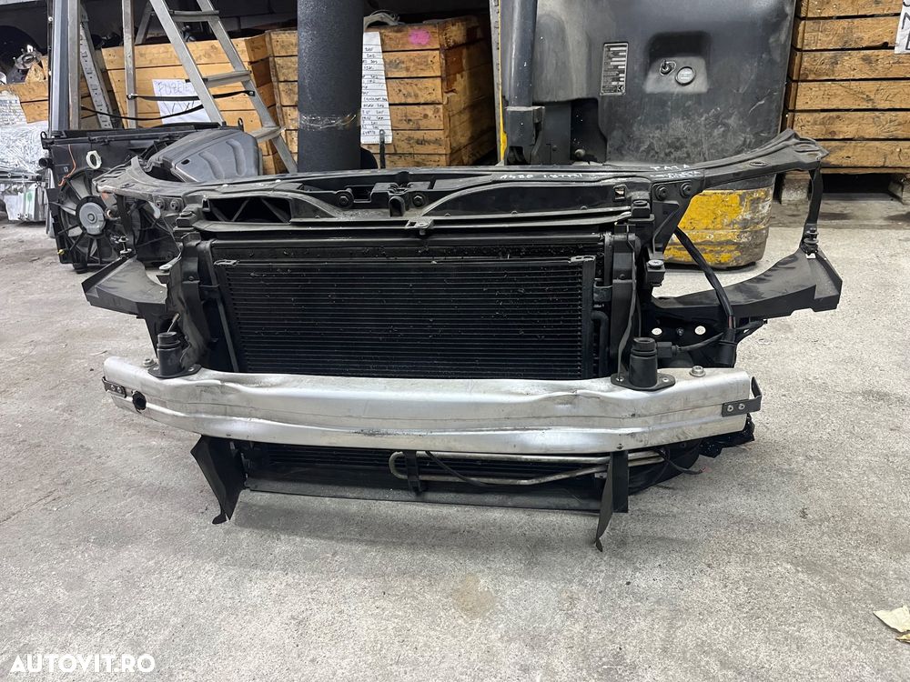 Trager cu Radiatoare Audi A4 8E 1.8 Benzina 2007 - 1