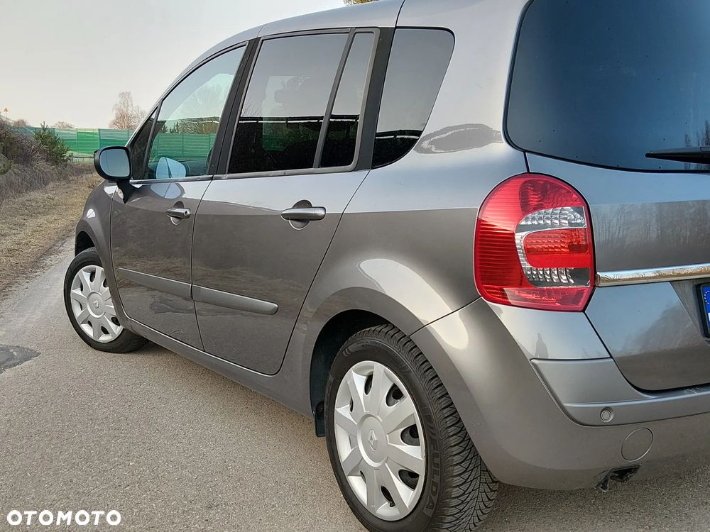 Renault Modus 1.2 16V Dynamique - 27