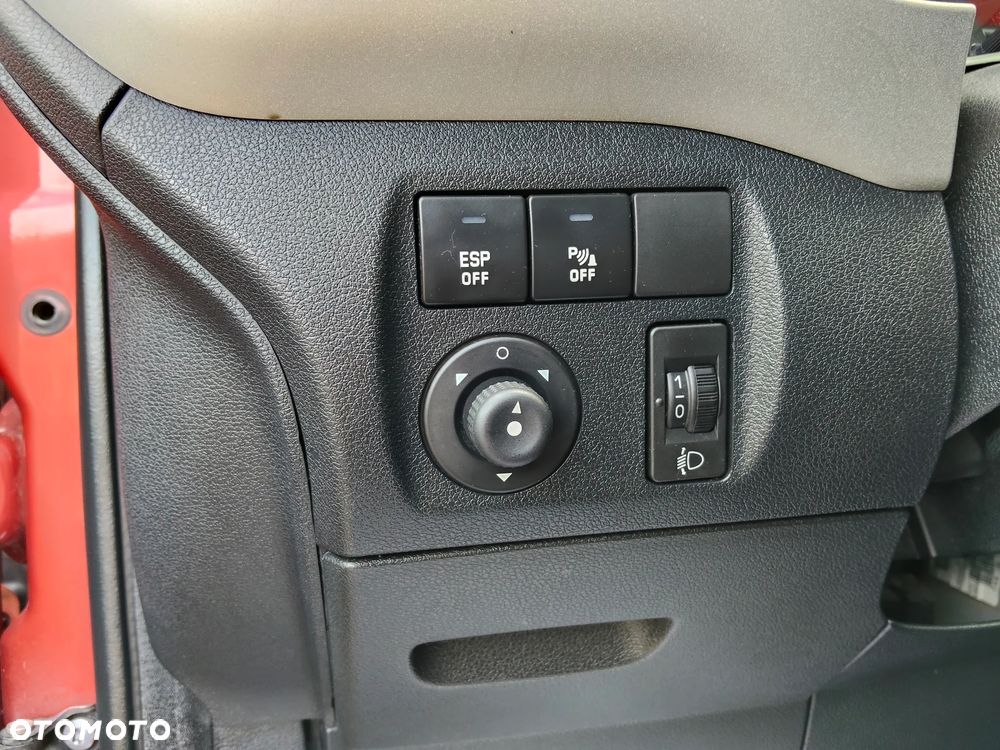 Peugeot Partner - 31