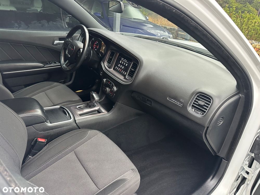 Dodge Charger 3.6 GT - 15