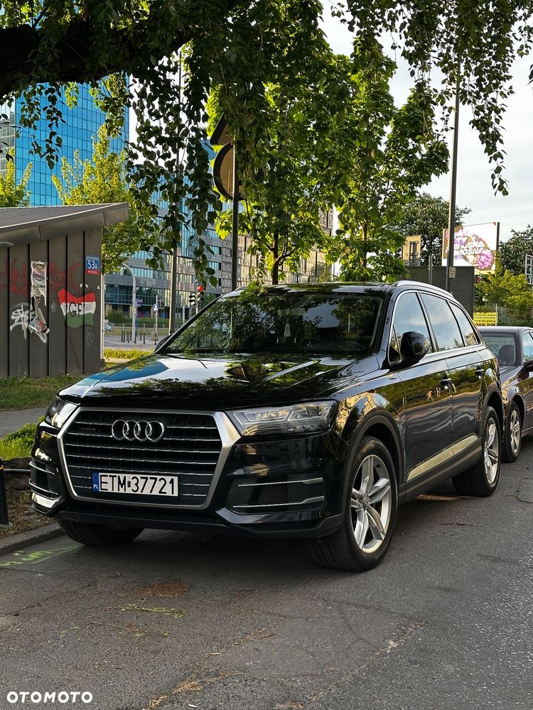 Audi Q7 - 1