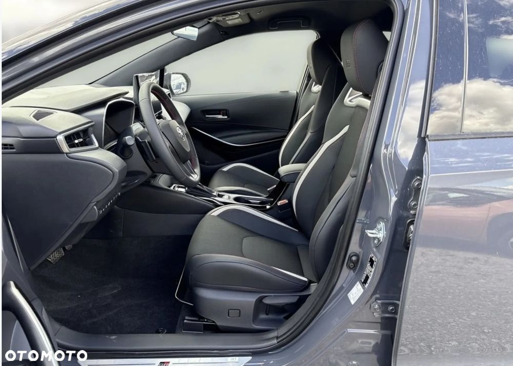 Toyota Corolla 1.8 Hybrid Style - 12
