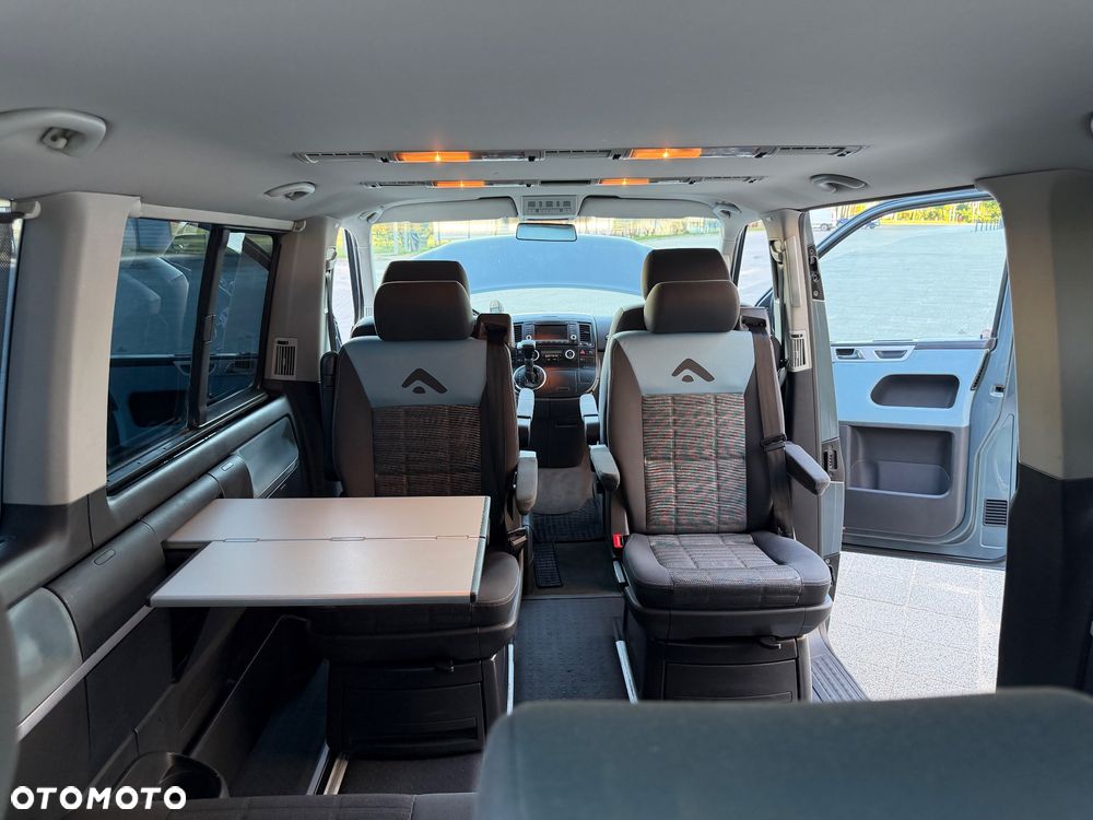 Volkswagen Multivan - 21