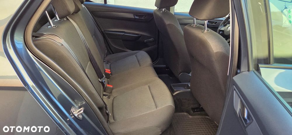 Skoda Fabia 1.0 MPI Ambition - 11