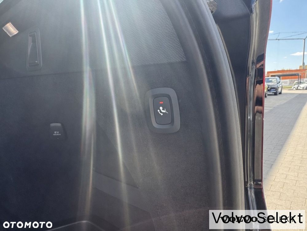 Volvo XC 90 - 38