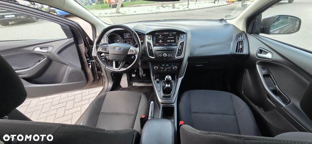 Ford Focus 1.5 TDCi DPF Start-Stopp-System Titanium - 36