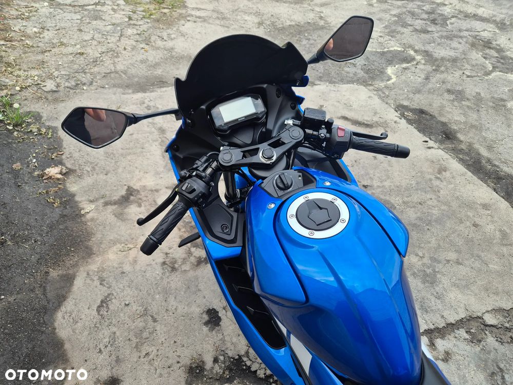 Suzuki GSX-R - 9