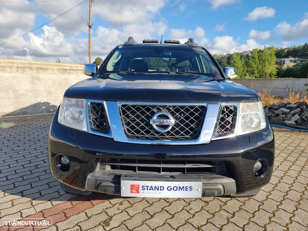 Nissan Navara 2.5 dCi CD LE 4WD - 4