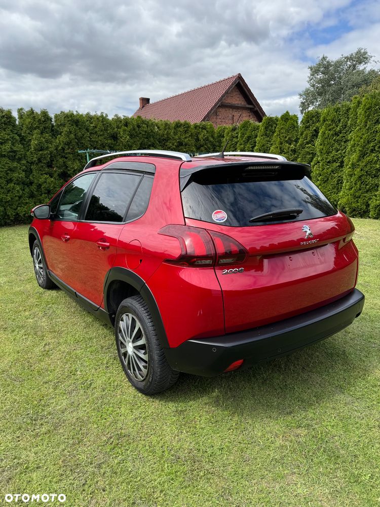 Peugeot 2008 1.5 BlueHDi Signature - 12