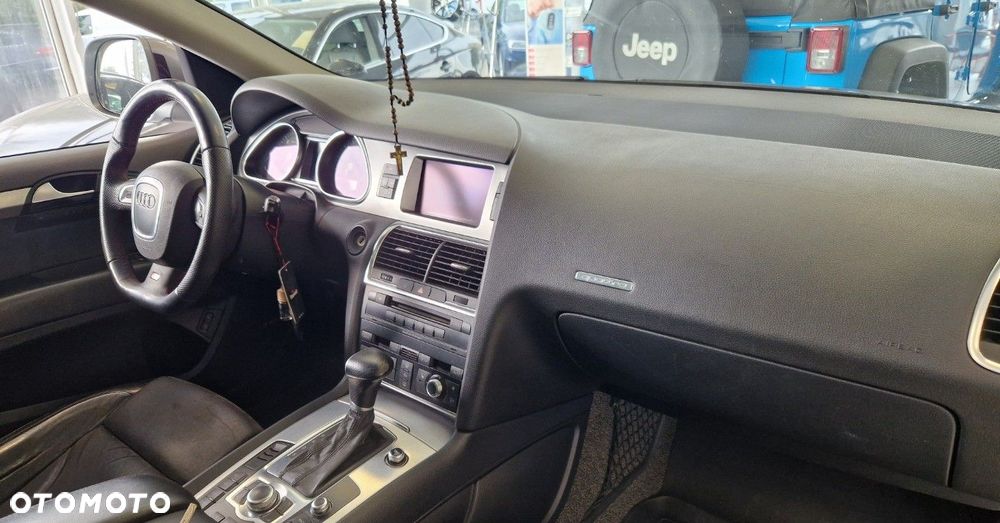Audi Q7 3.0 TDI Quattro Tiptronic - 17