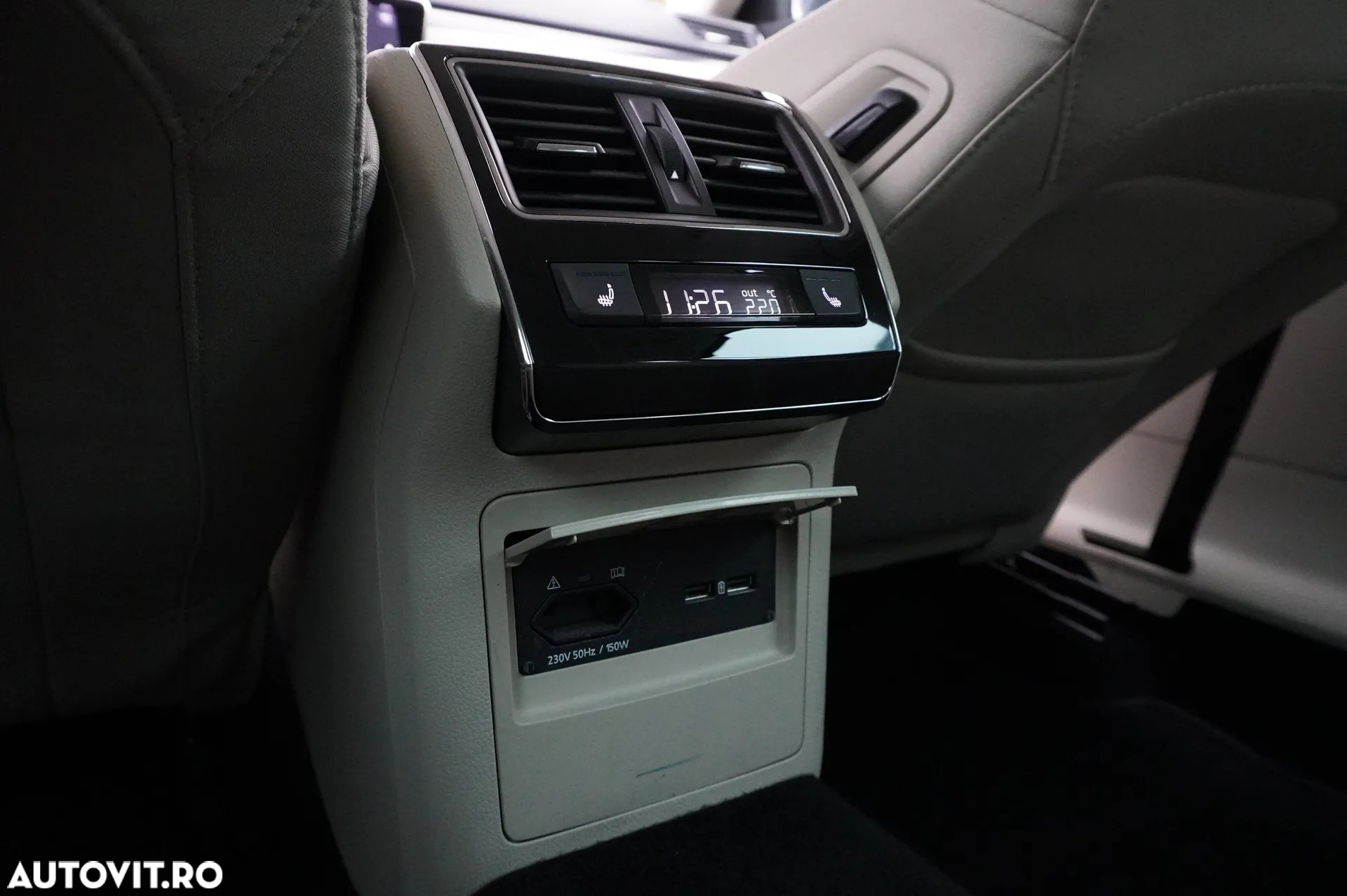 Skoda Superb 2.0 TDI 4X4 DSG Style - 14