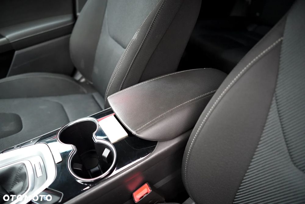 Ford Mondeo - 19