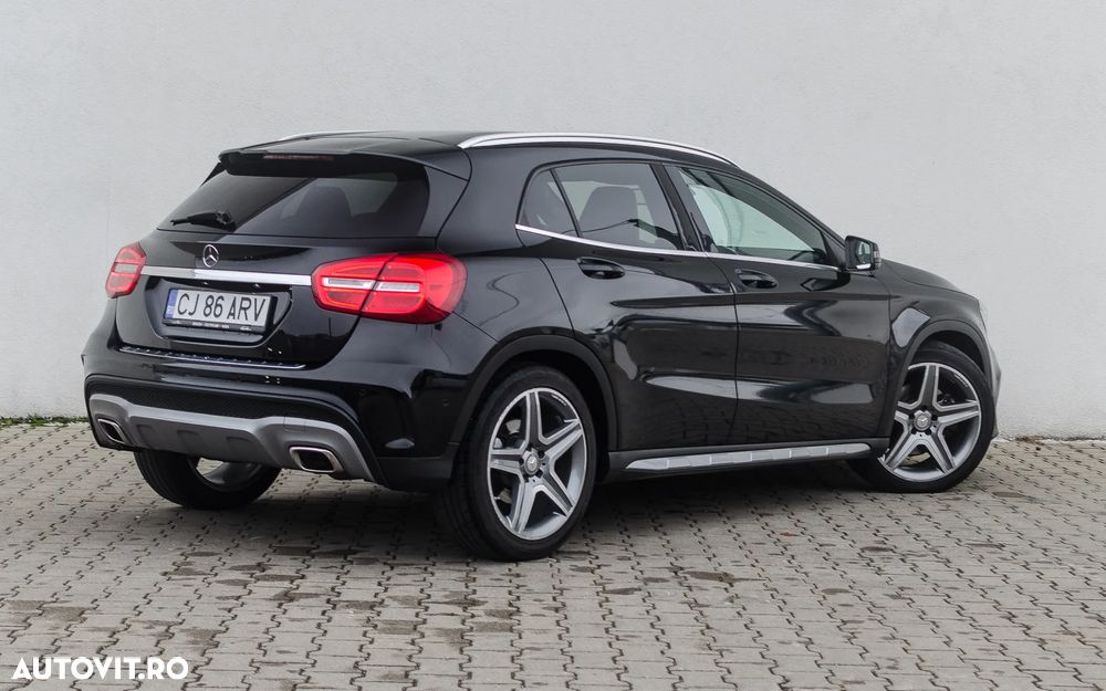Mercedes-Benz GLA 220 d 4Matic 7G-DCT AMG Line - 5