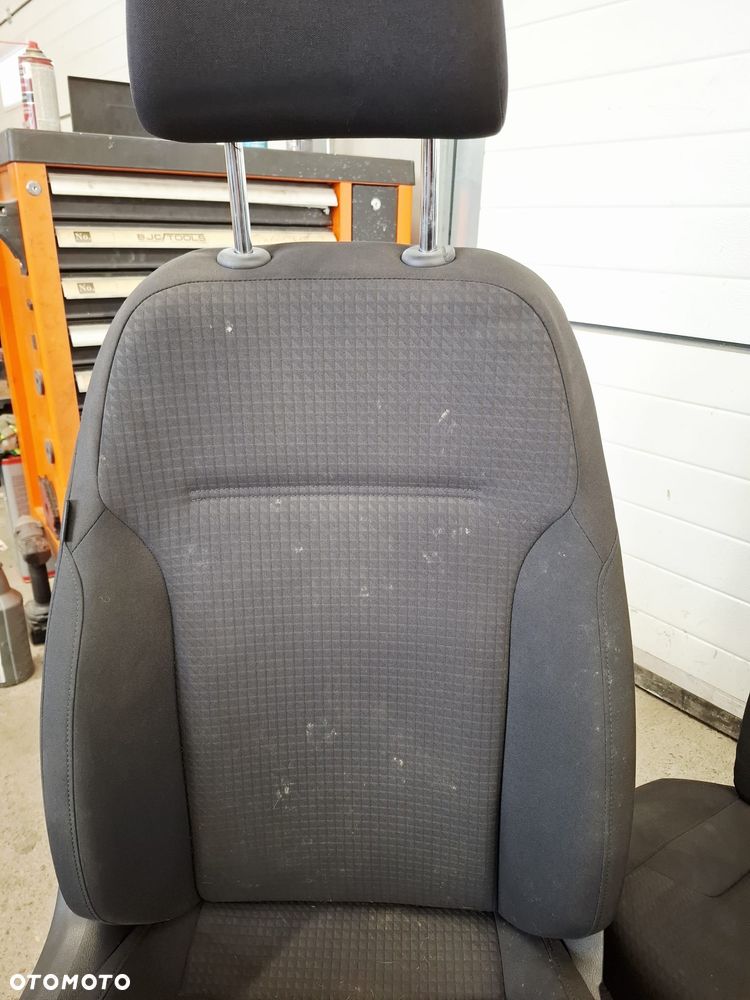 Fotele Kanapy Siedzenia Komplet VW Jetta 5C 2015r - 15