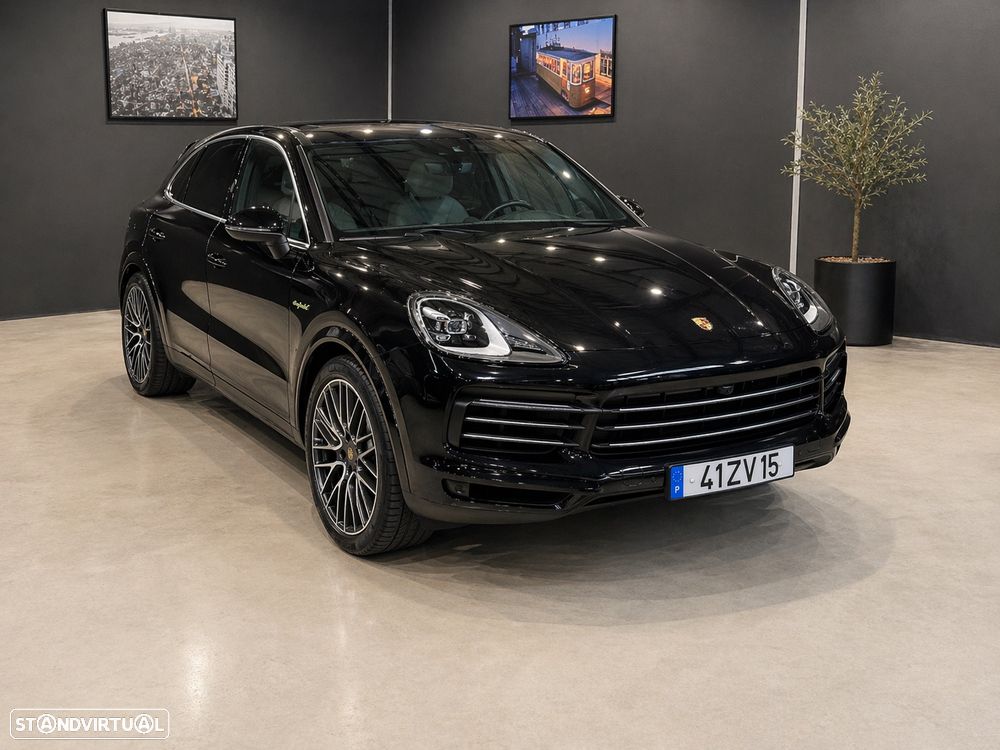 Porsche Cayenne E-Hybrid - 4