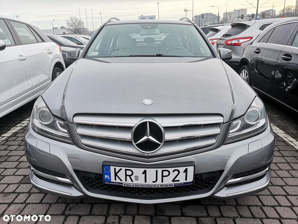 Mercedes-Benz Klasa C 200 CDI BlueEff Avantgarde - 3