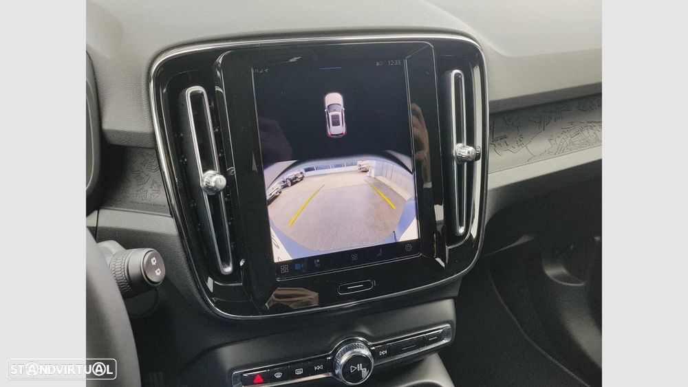 Volvo EX40 82 kWh Single Motor Extended Range Plus - 18