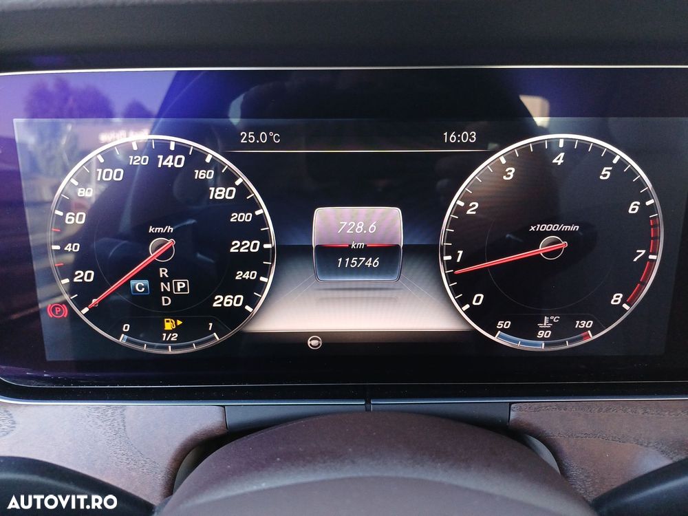 Mercedes-Benz E 200 9G-TRONIC Exclusive - 15