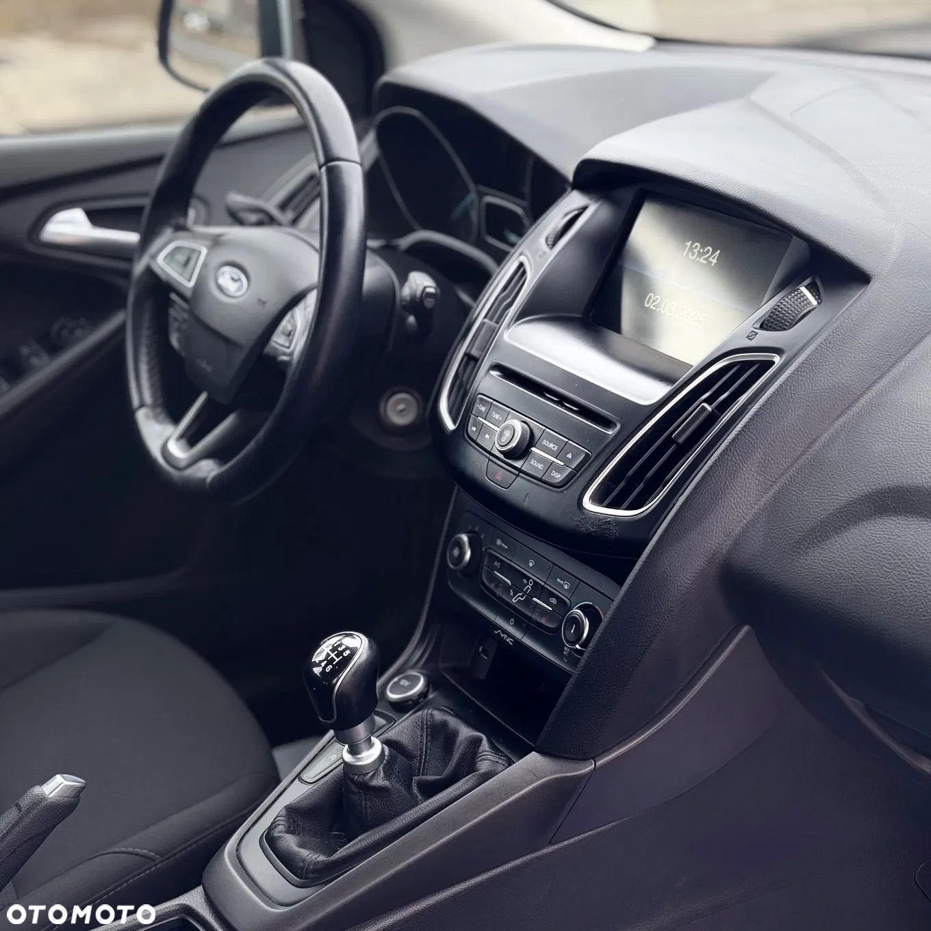 Ford Focus - 30