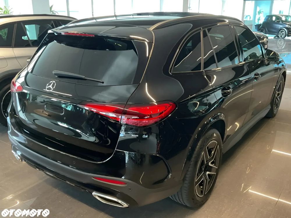 Mercedes-Benz GLC 200 4-Matic - 2