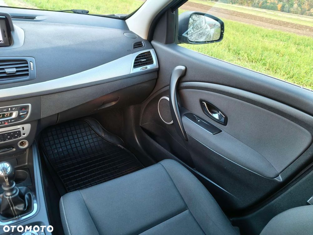 Renault Megane ENERGY TCe 115 Start & Stop Authentique - 12