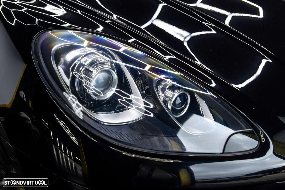 Porsche Macan Turbo PDK - 4