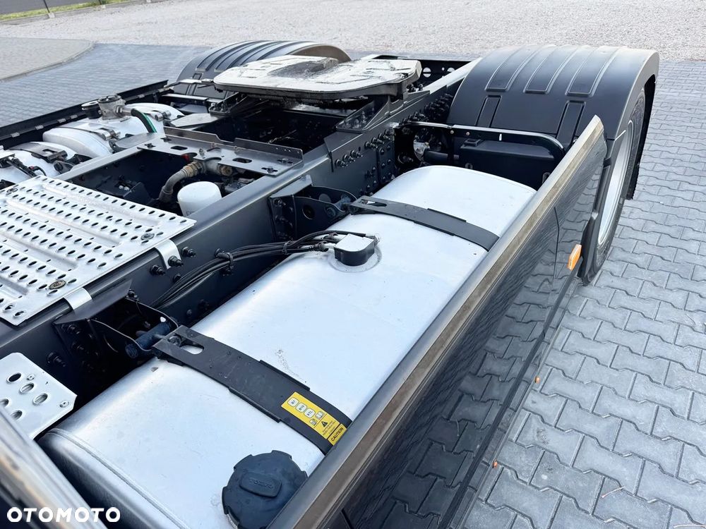 Volvo FH 500 / ACC /  KLIMA POSTOJOWA /RETARDER / NAVIGACJA / Z NIEMIEC - 24