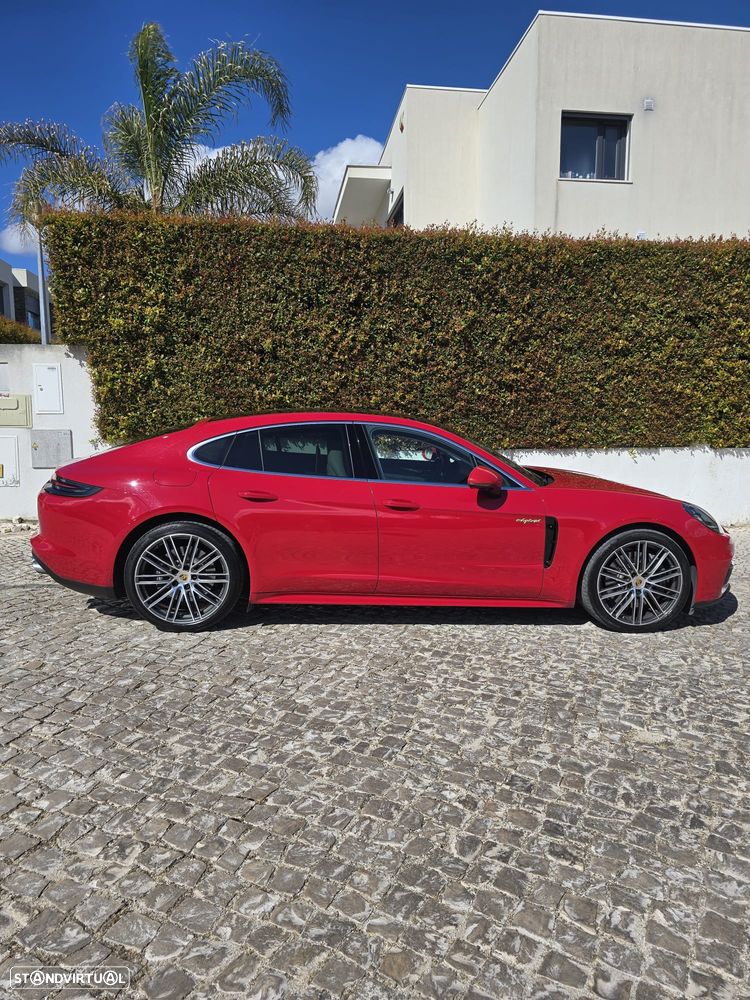 Porsche Panamera 4 E-Hybrid - 7