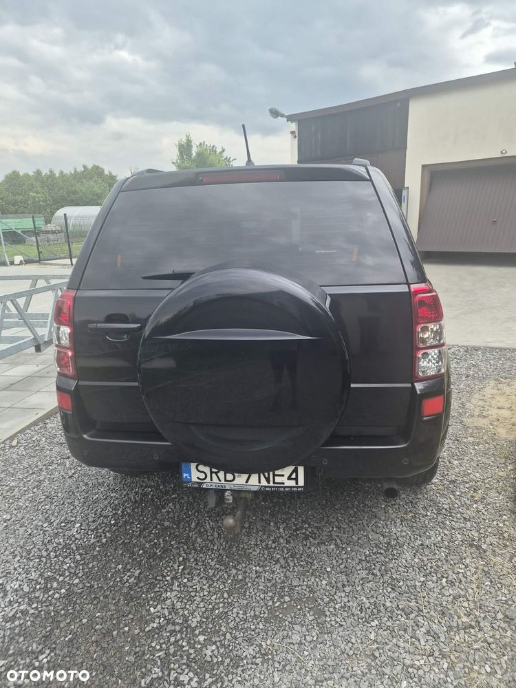 Suzuki Grand Vitara 2.0 De Luxe - 9