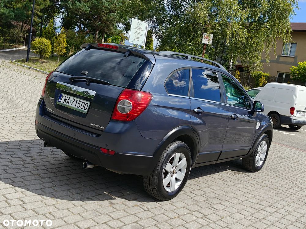 Chevrolet Captiva 2.4 2WD 5 Sitzer LS - 11
