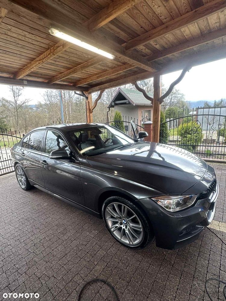BMW Seria 3 318d xDrive M Sport - 3