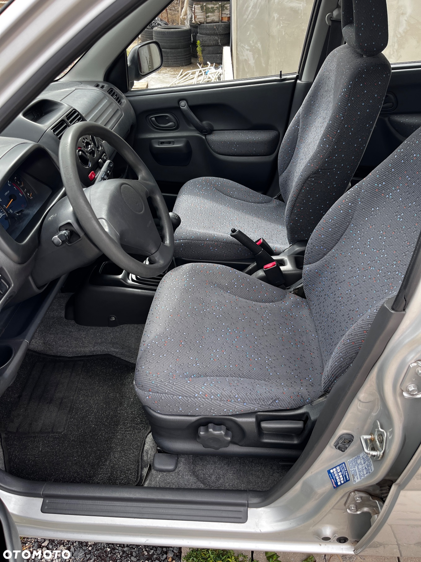Suzuki Ignis - 10