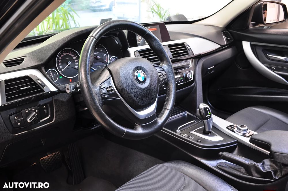 BMW Seria 3 320d xDrive AT Advantage - 12