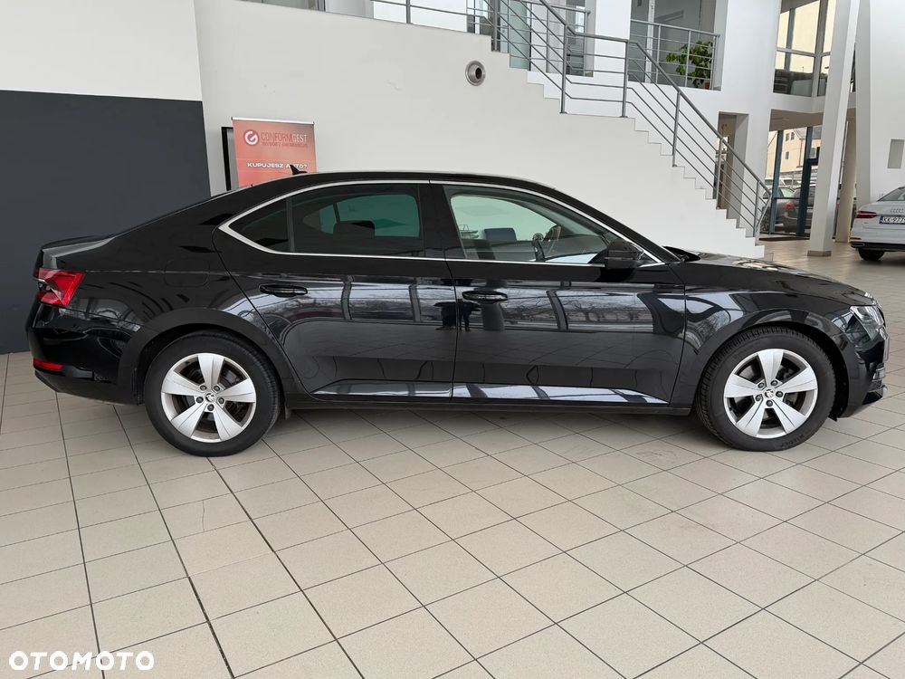 Skoda Superb 2.0 TSI Style DSG - 6