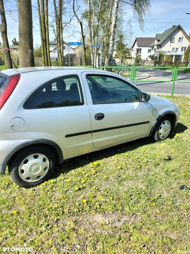 Opel Corsa 1.0 12V Cosmo - 2