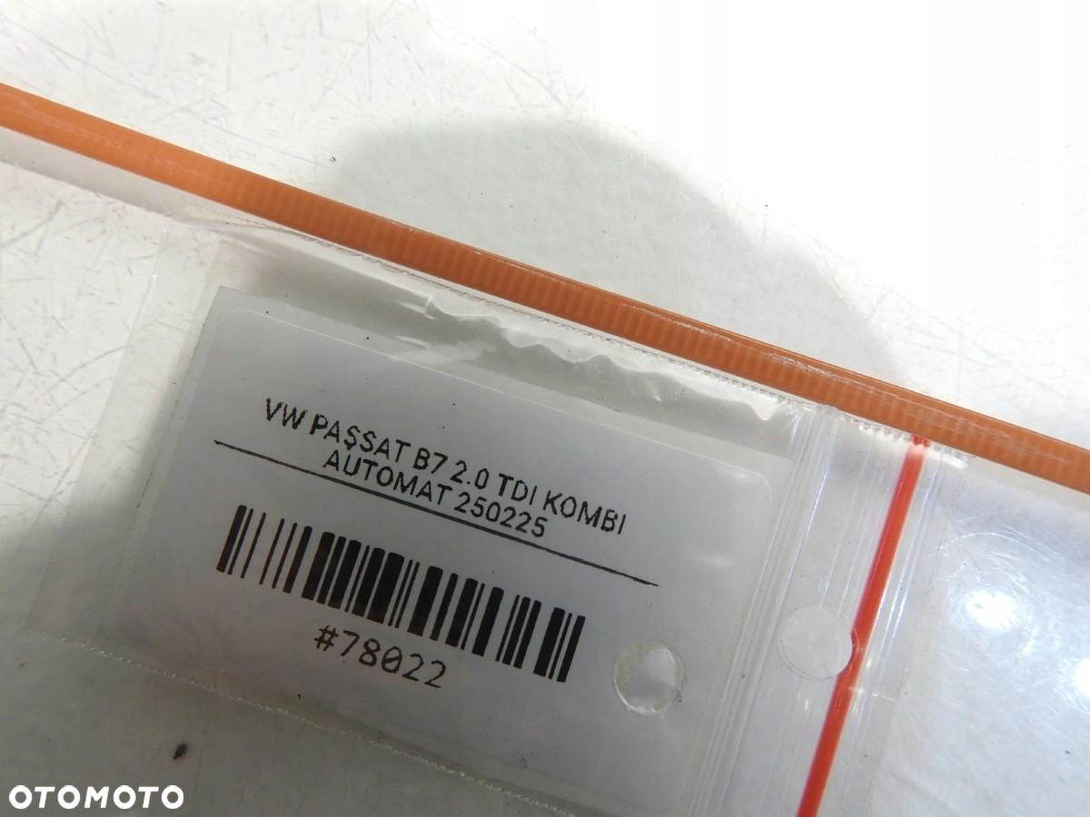 OPARCIE KANAPY PRAWY TYŁ VW PASSAT B7 KOMBI - 5