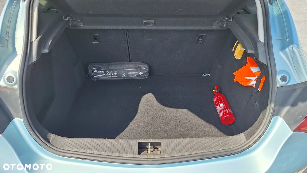 Opel Astra 1.6 Style - 11