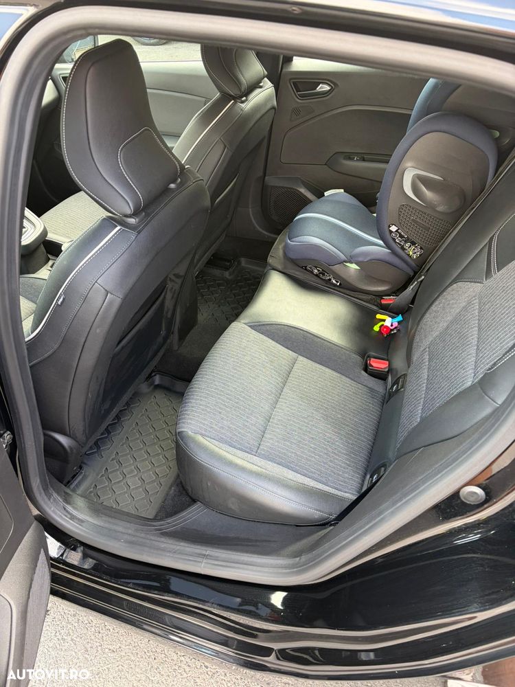 Renault Clio E-TECH 140 ZEN - 6
