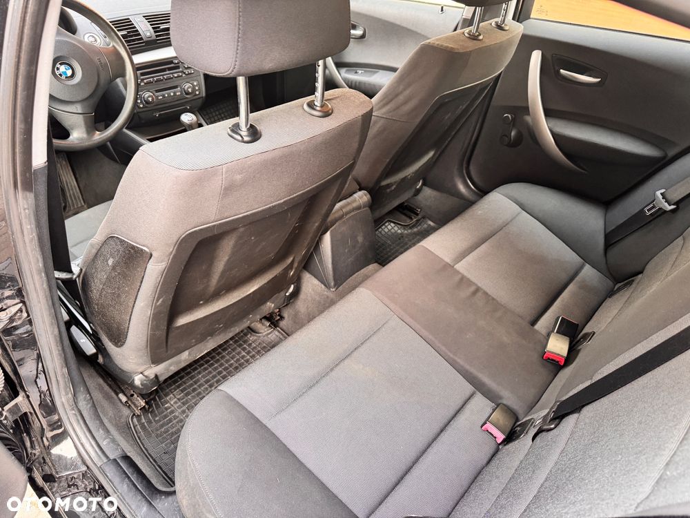 BMW Seria 1 118d DPF - 6