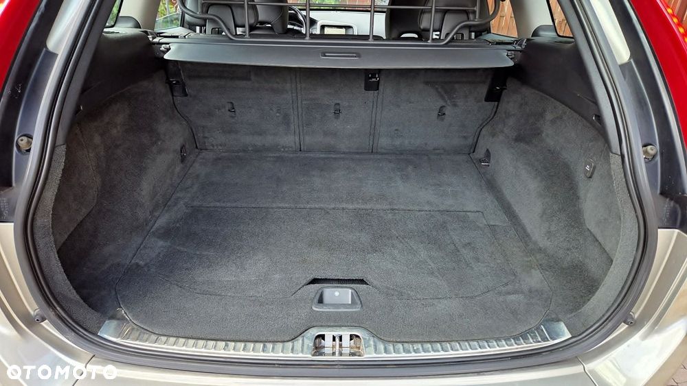 Volvo XC 60 D5 AWD Summum - 19