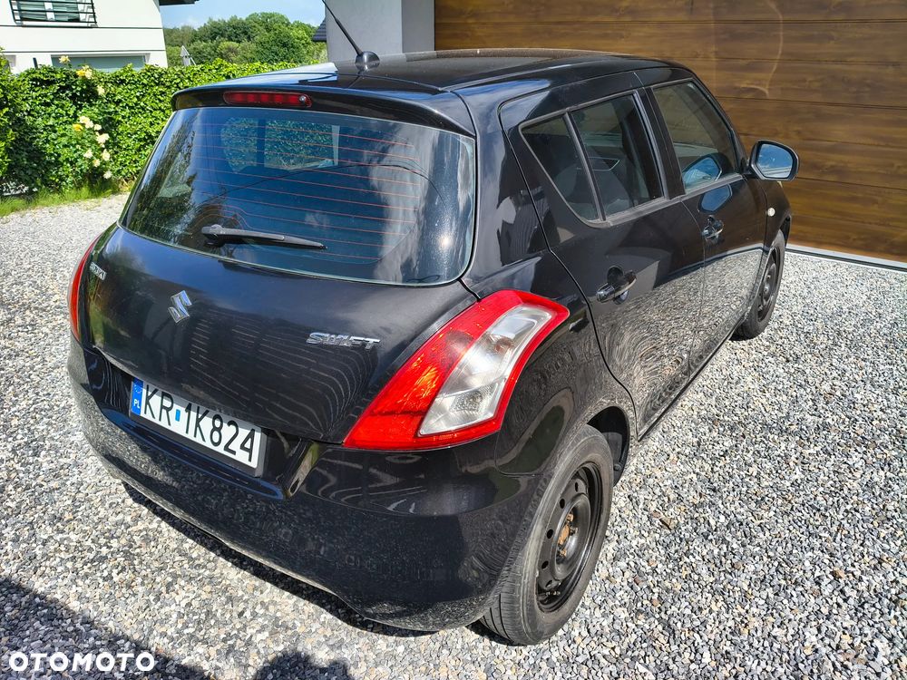 Suzuki Swift - 6