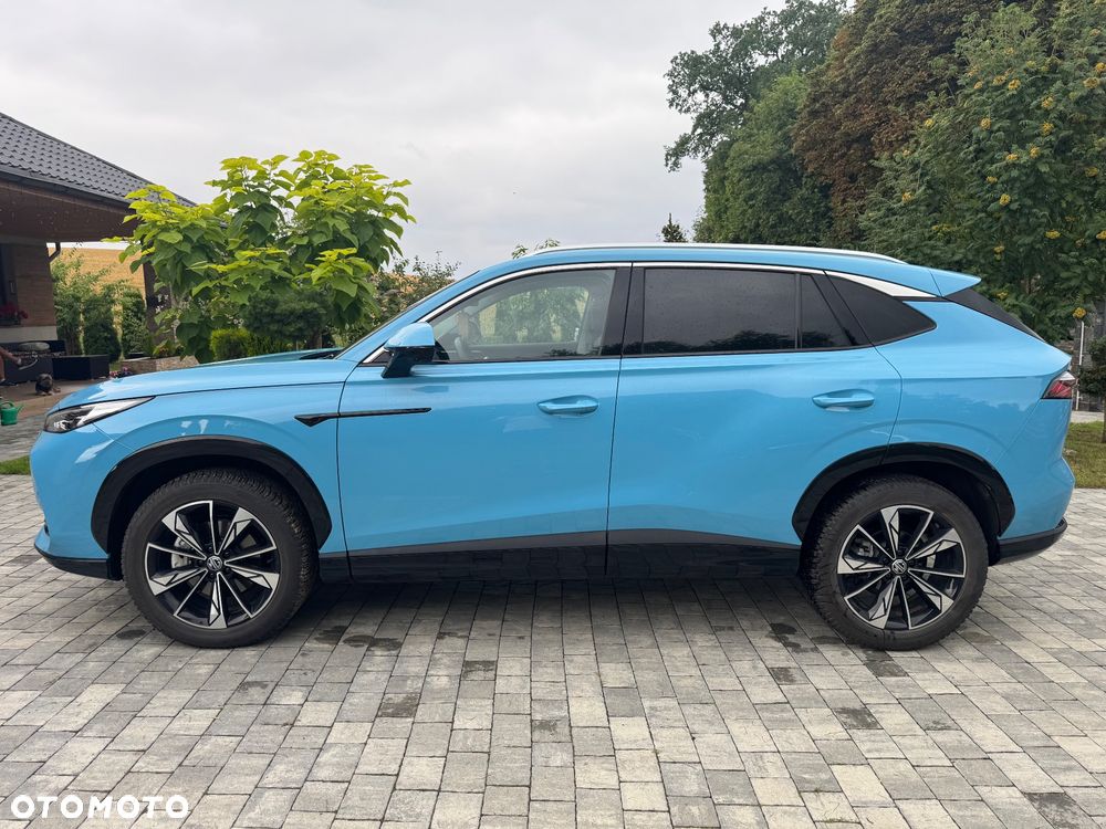 MG HS 1.5 T-GDI Exclusive DCT - 3