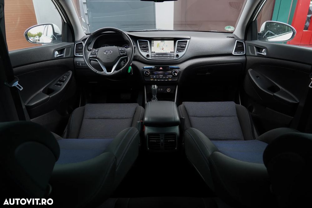 Hyundai Tucson 2.0 CRDI 4WD Automatik Style - 11